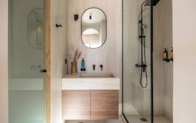 DISCOVER SERENITY AND TRANQUILITY IN OUR DELUXE SUITE