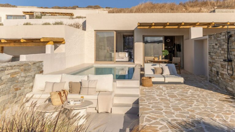 SUPERIOR SUITE
